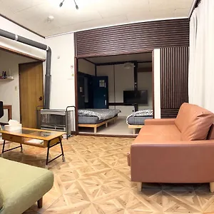アパート 札幌ドーム前ハウス Sapporodome Front House, 札幌市